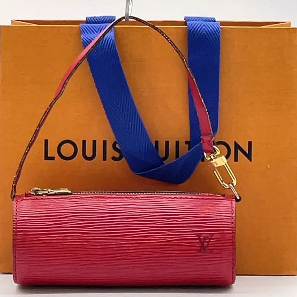 Authentic Louis Vuitton Epi Red Soufflo Pouch W/Bag - Picture 1 of 16
